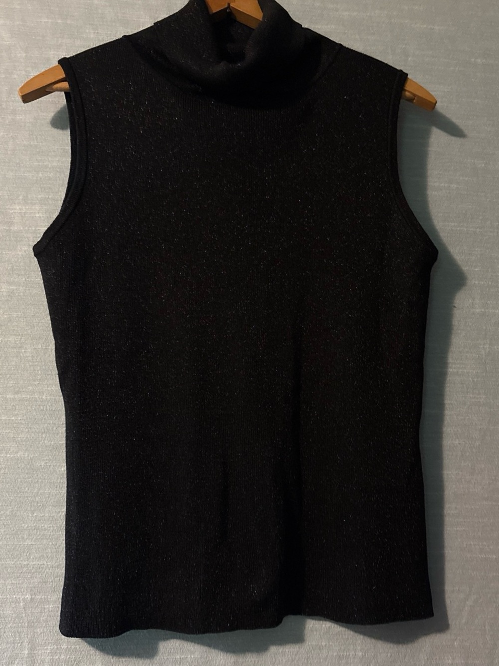 Joseph A. Turtleneck Sweater Pullover Sleeveless Black Metallic Women’s Sz L